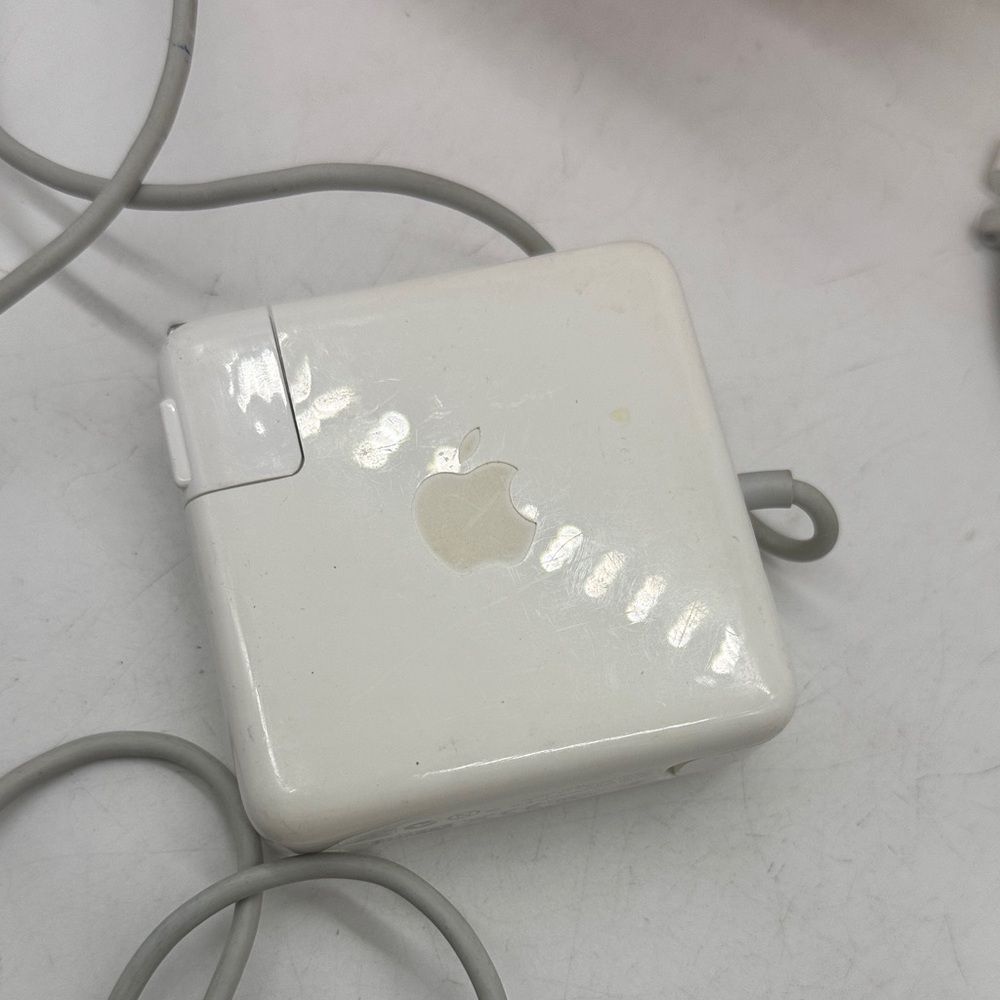 Apple White Charging Block 85W Mag Safe Charging Block for Mac